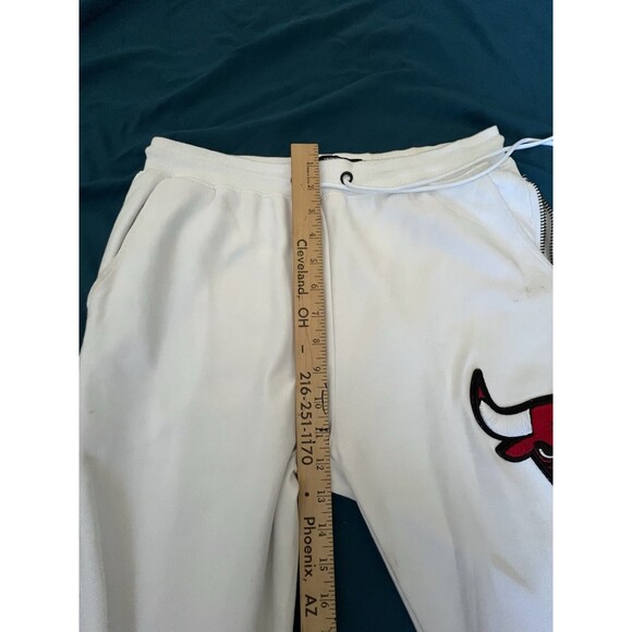 Pro Standard NBA Chicago Bulls Logo Jogger Pants Men’s Size L | White/Red - Picture 4 of 7